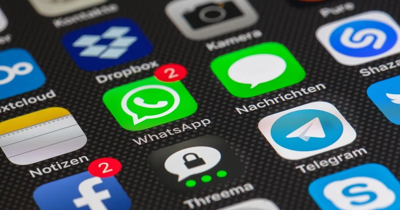 WhatsApp, Instagram, Facebook: Danke für die Glückwünsche im digitalen Raum